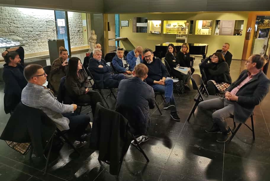 Okrągły stół i warsztaty w Szybeniku